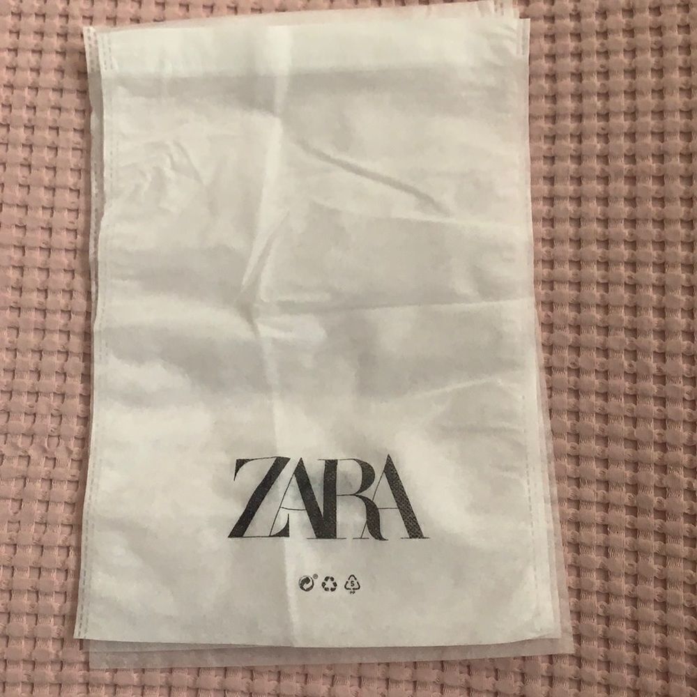 Zara dust bag bundle 3